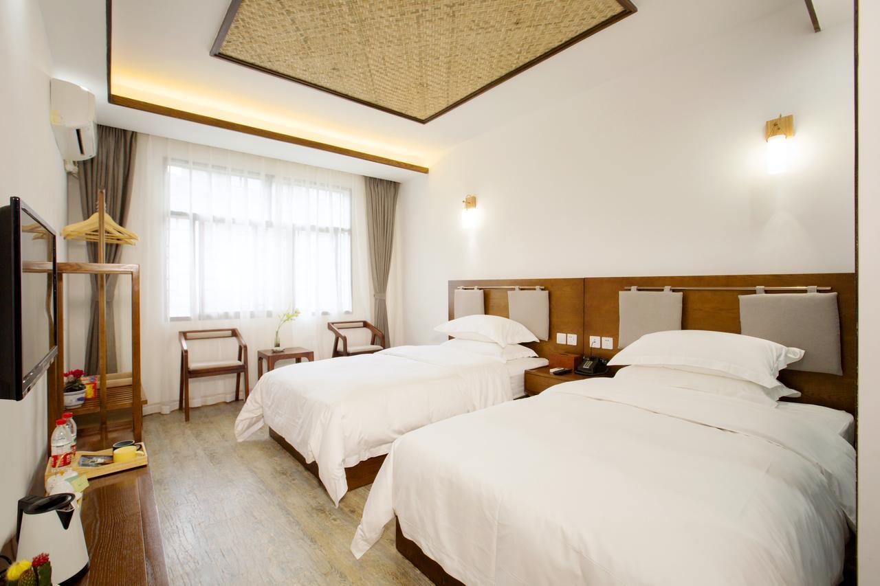 Fenghuang Poshan Inn Kültér fotó