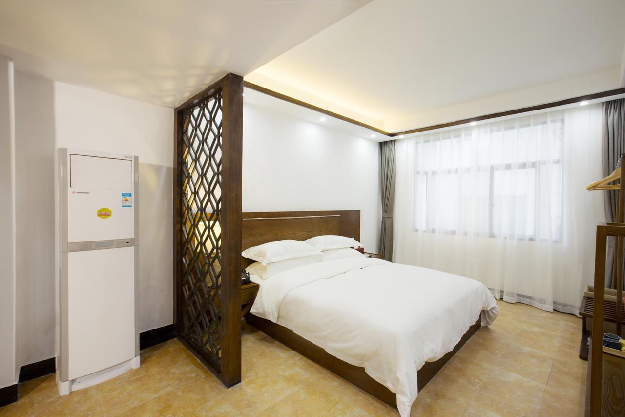 Fenghuang Poshan Inn Kültér fotó